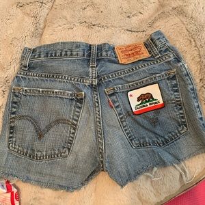 Levi’s cutoff shorts